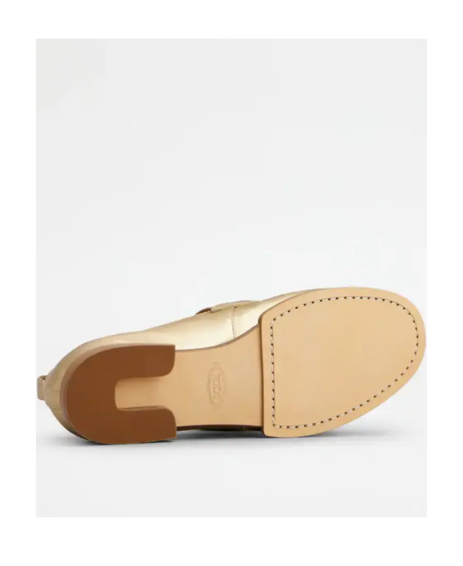 Logo-Plaque Metallic-Finish Loafers