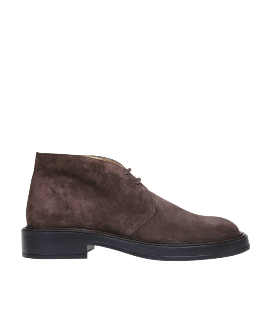 Desert Round Toe Lace-Up Boots