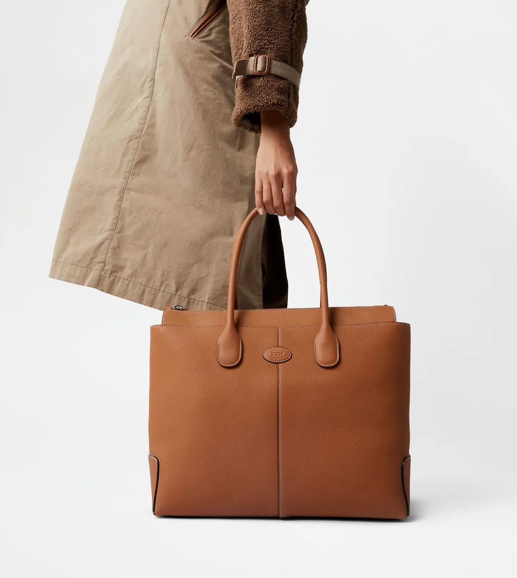 Di Logo Stamp Large Tote Bag