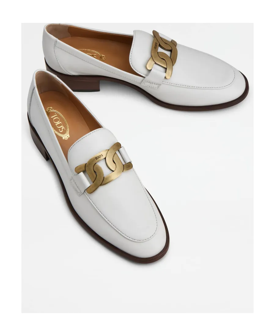 Chain-Link Detail Loafers
