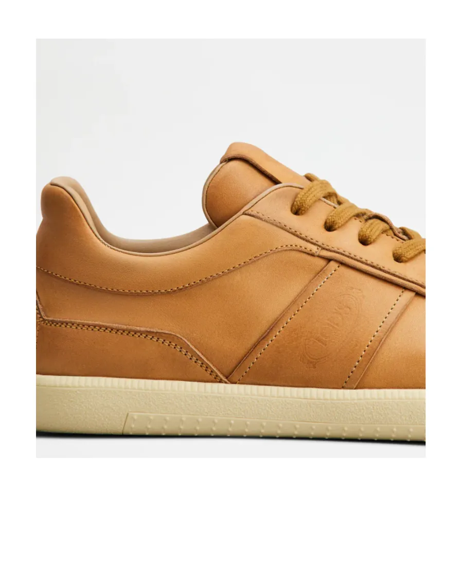 Low-Top Leather Sneakers