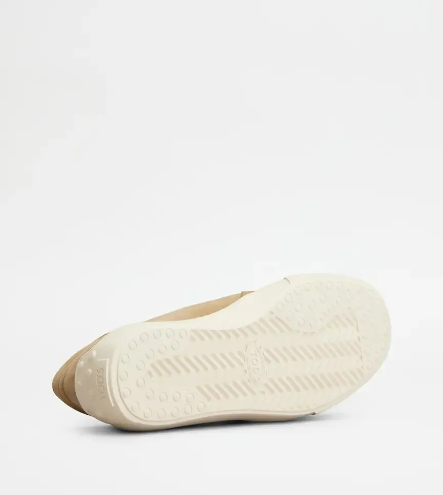 Slip-On Low-Top Casual Shoes