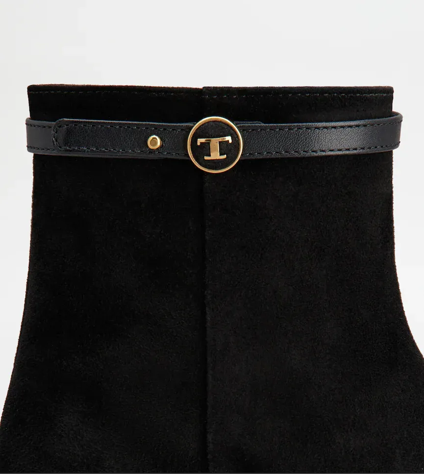 Logo Plaque Ankle Boots