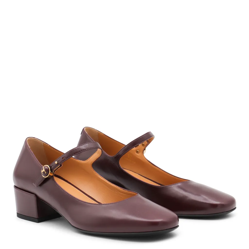 Mary Jane Pumps