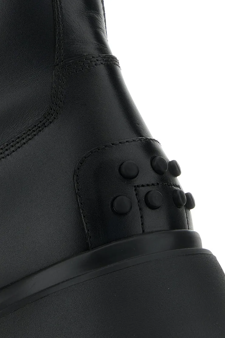 Round-Toe Lace-Up Boots