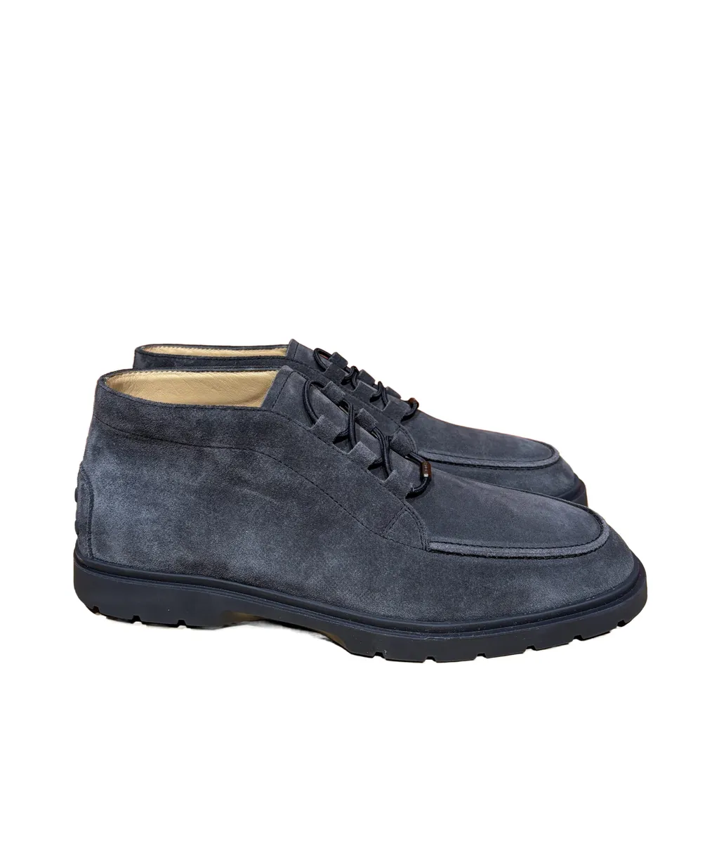 Desert Lace-Up Boots