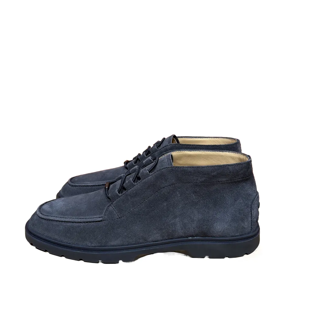 Desert Lace-Up Boots