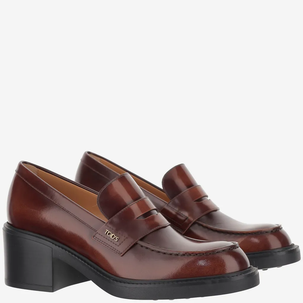 Logo Plaque Heeled Loafers