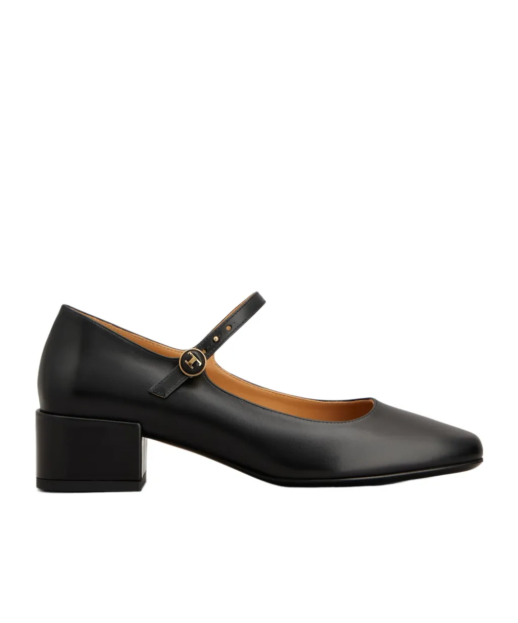 Mary Jane Pumps
