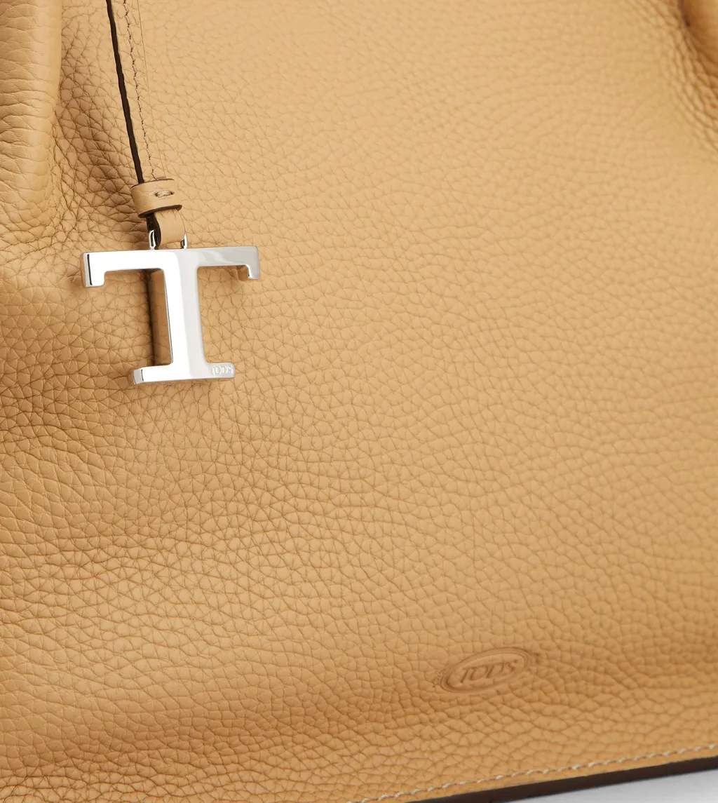 Logo-Detailed Shoulder Bag