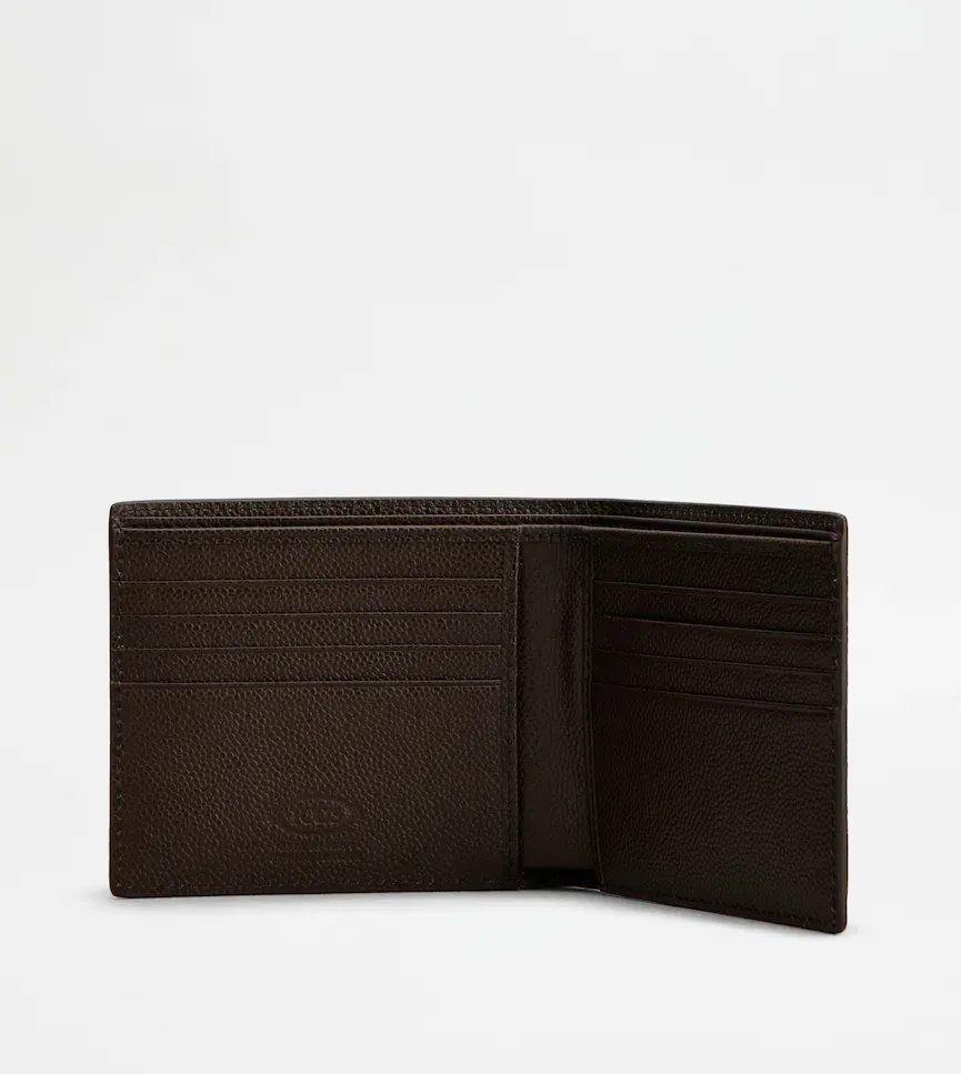 Pebbled Leather Wallet