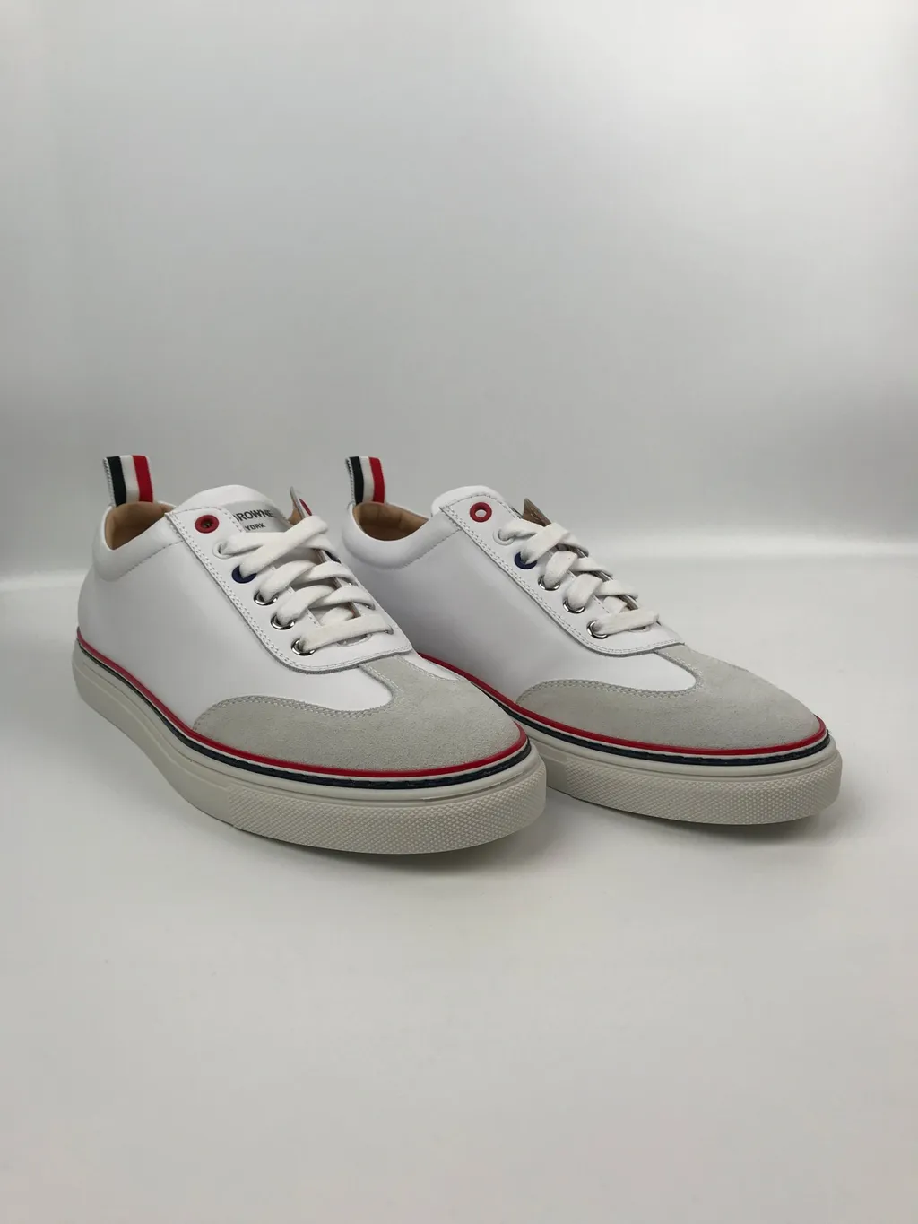 Striped Trim Low-Top Sneakers