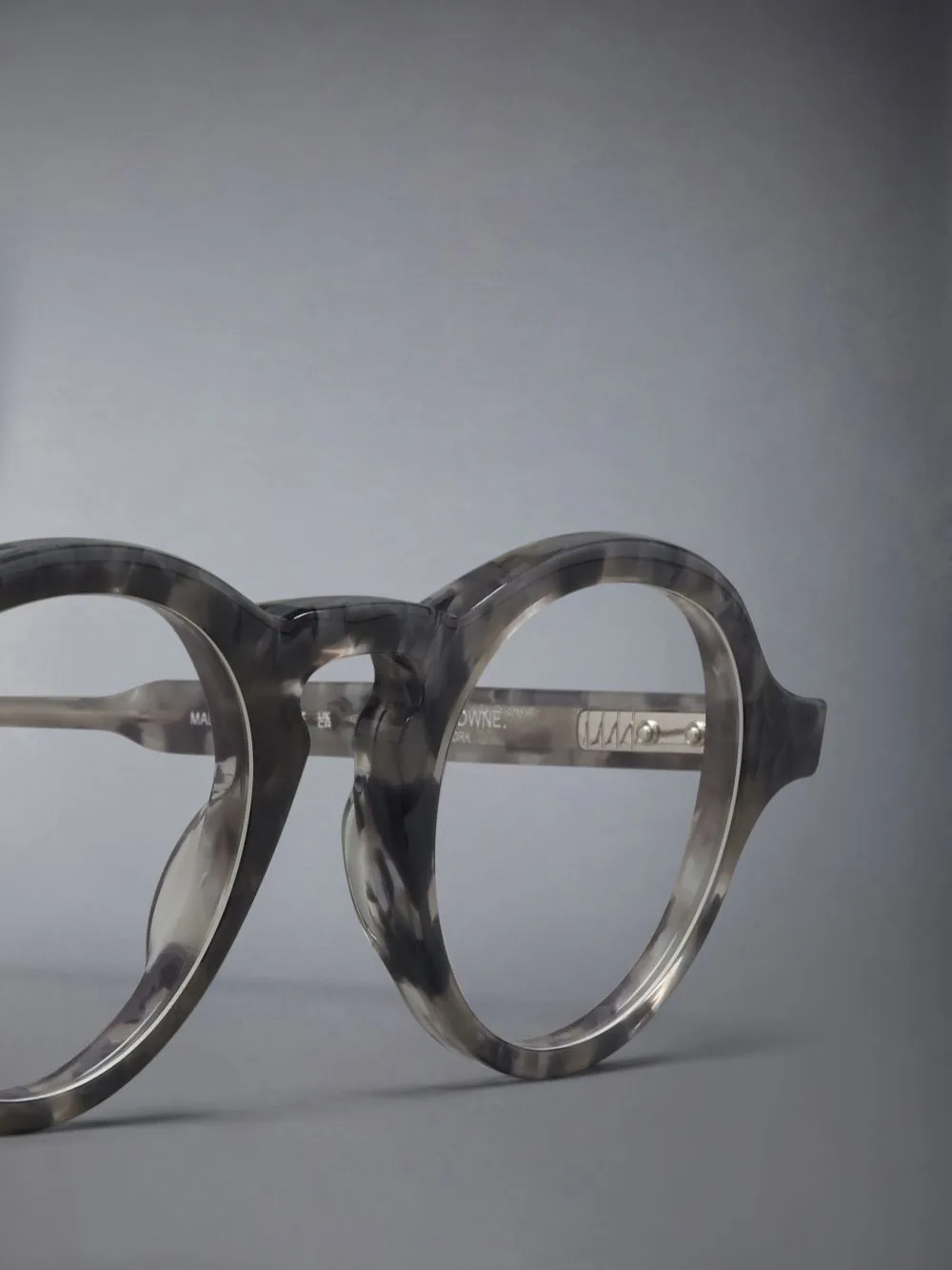 Round-Frame Glasses