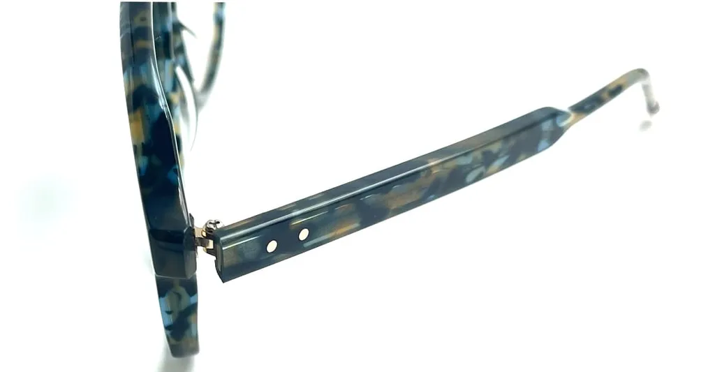 Pilot-Frame Glasses