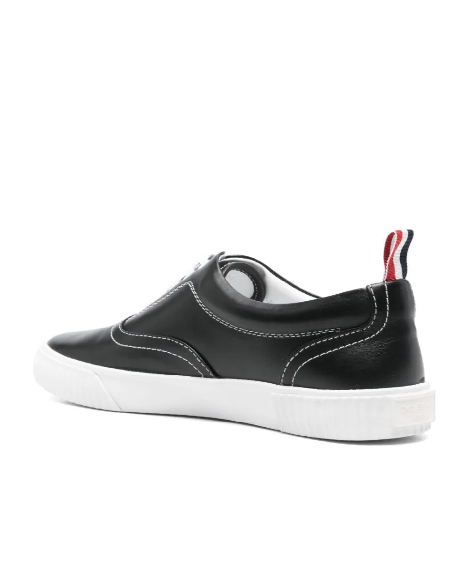 Heritage Round Toe Sneakers