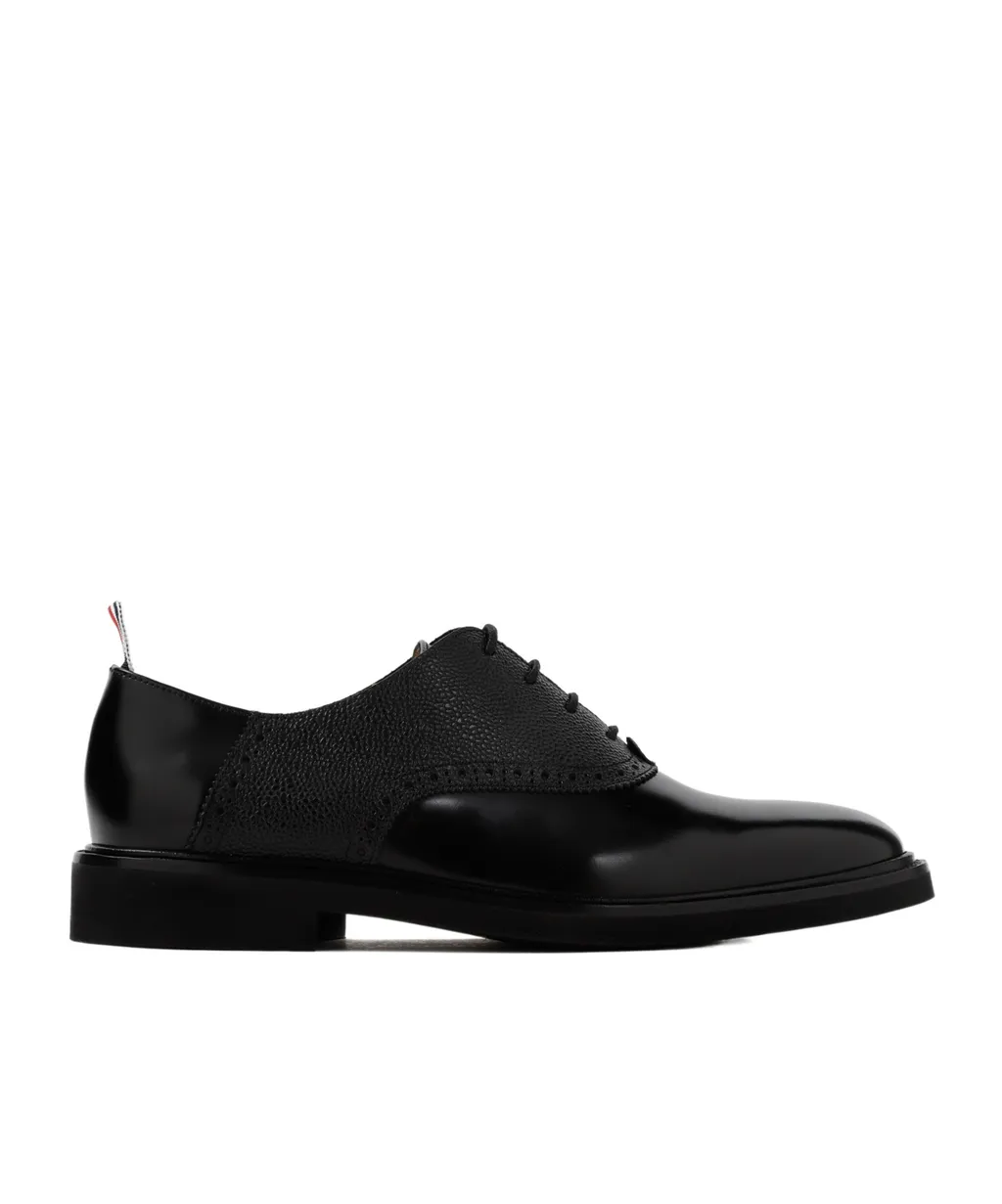 Saddle Round Toe Lace-Up Shoes