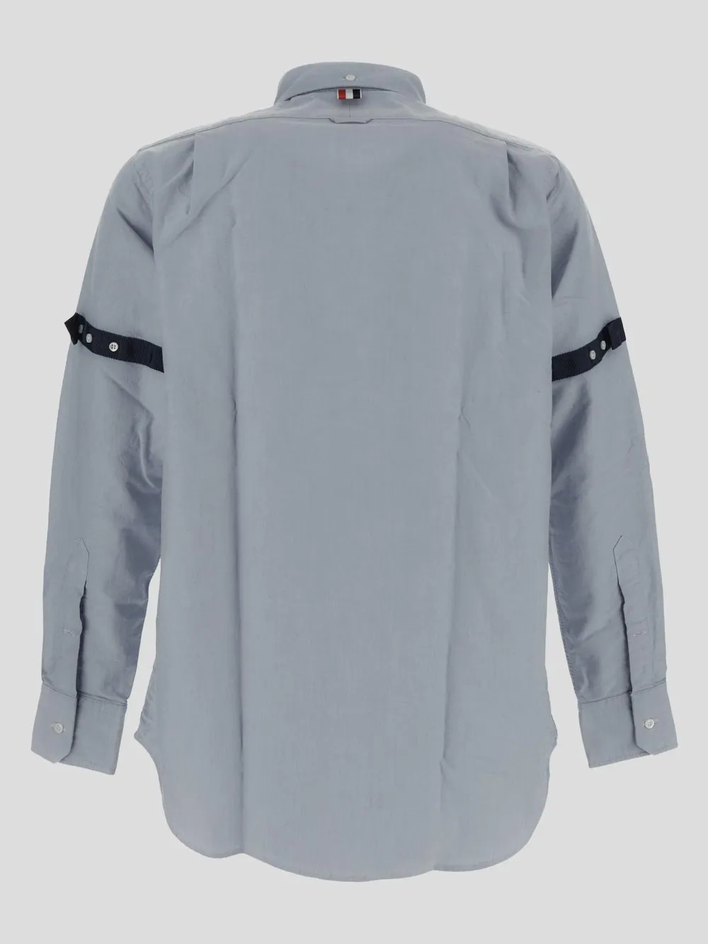 Long-Sleeved Buttoned Shirt