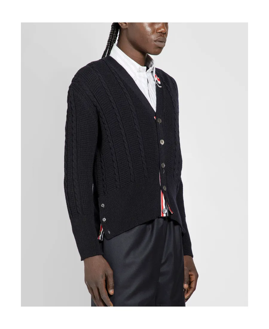 V-Neck Buttoned Knitted Cardigan
