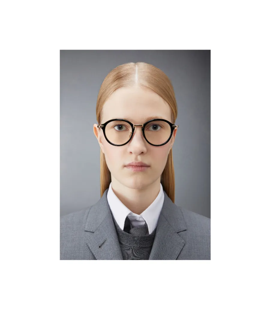 Round-Frame Glasses