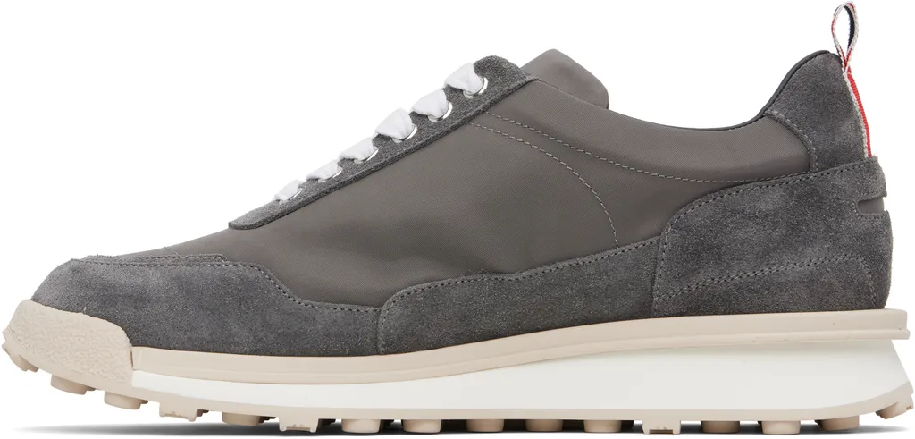 Alumni Sneakers