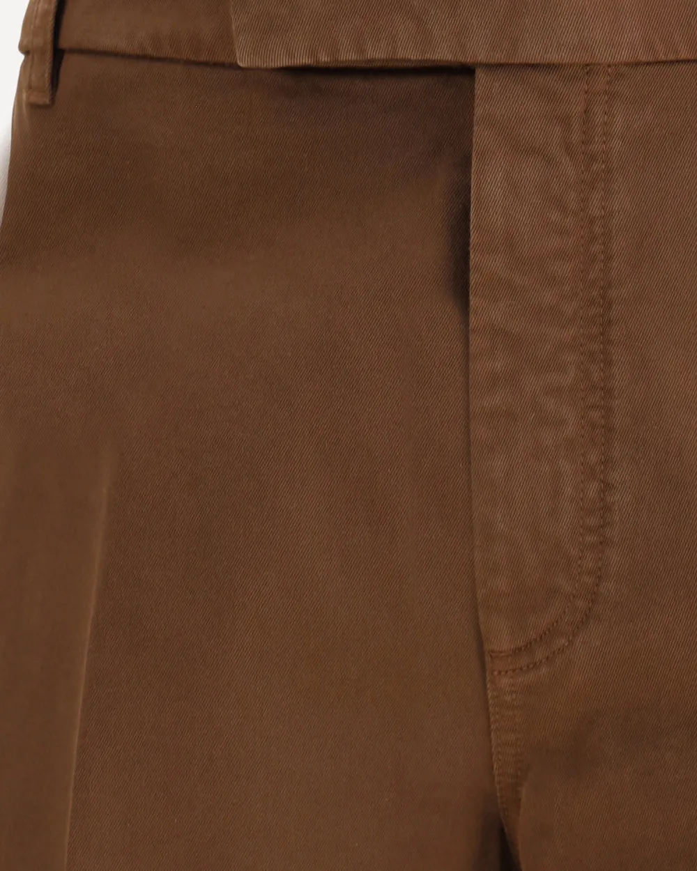 Mid-Rise Tapered Leg Trousers