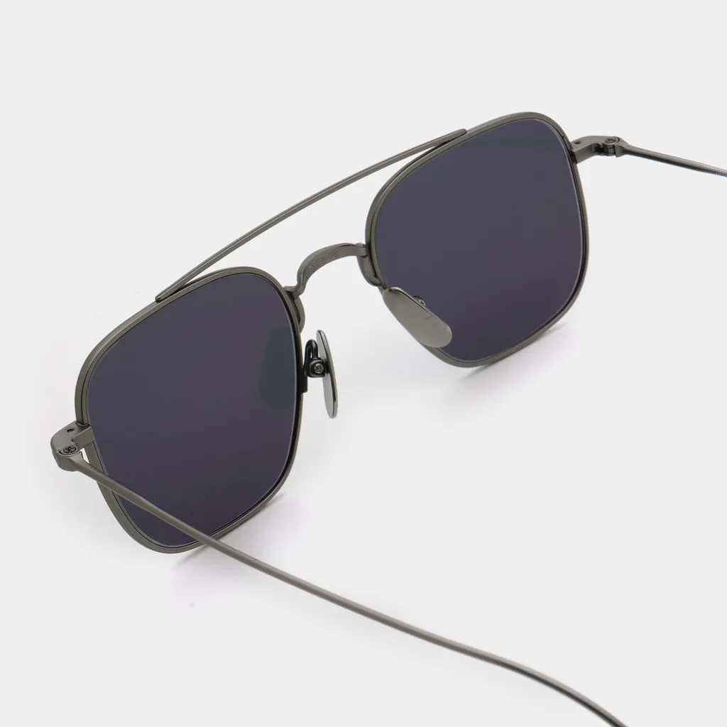 Squared Frame Sunglasses