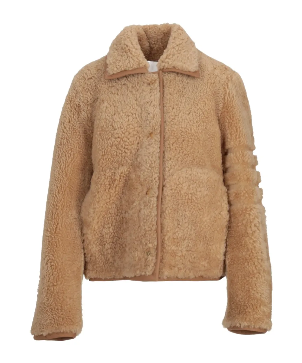 Bell-Sleeved Buttoned Jacket