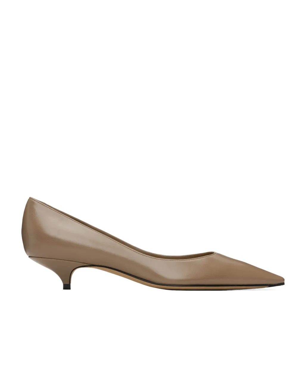 Pointed Mid-Heel Shoes
