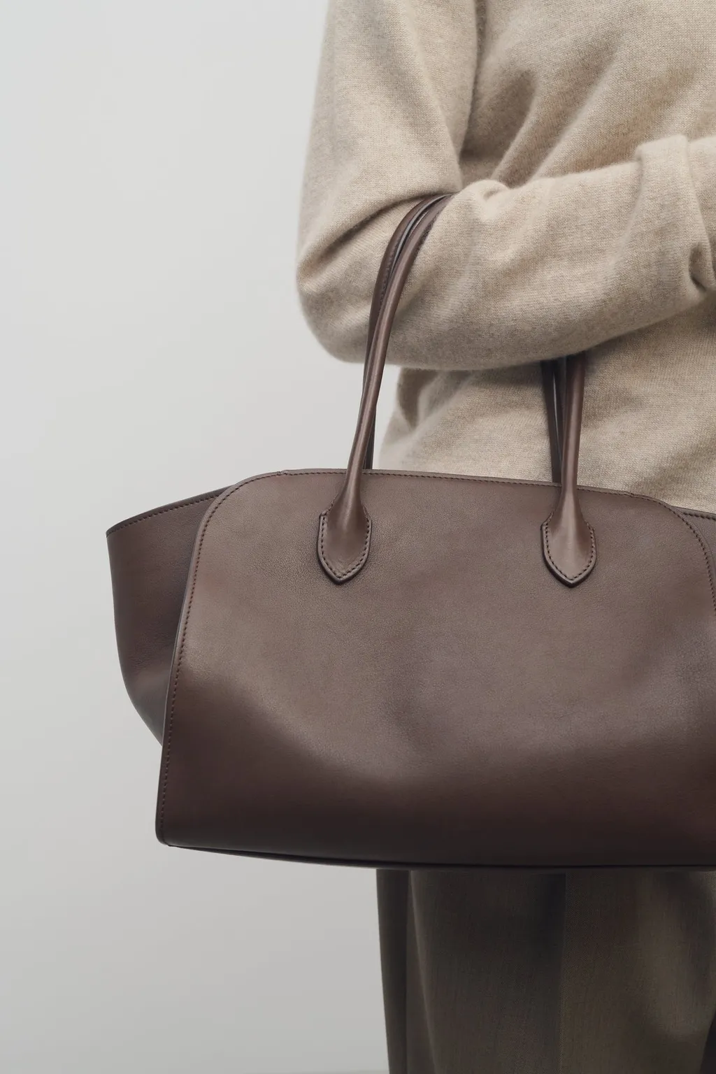 Marlo 12 Leather Bag