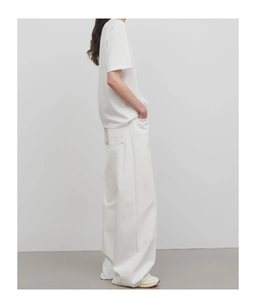 Button Detailed Straight Leg Jeans
