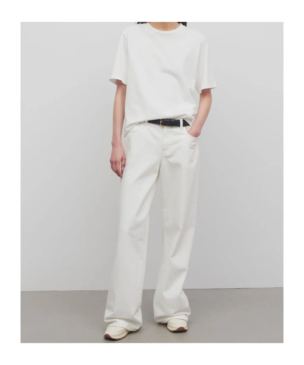 Button Detailed Straight Leg Jeans
