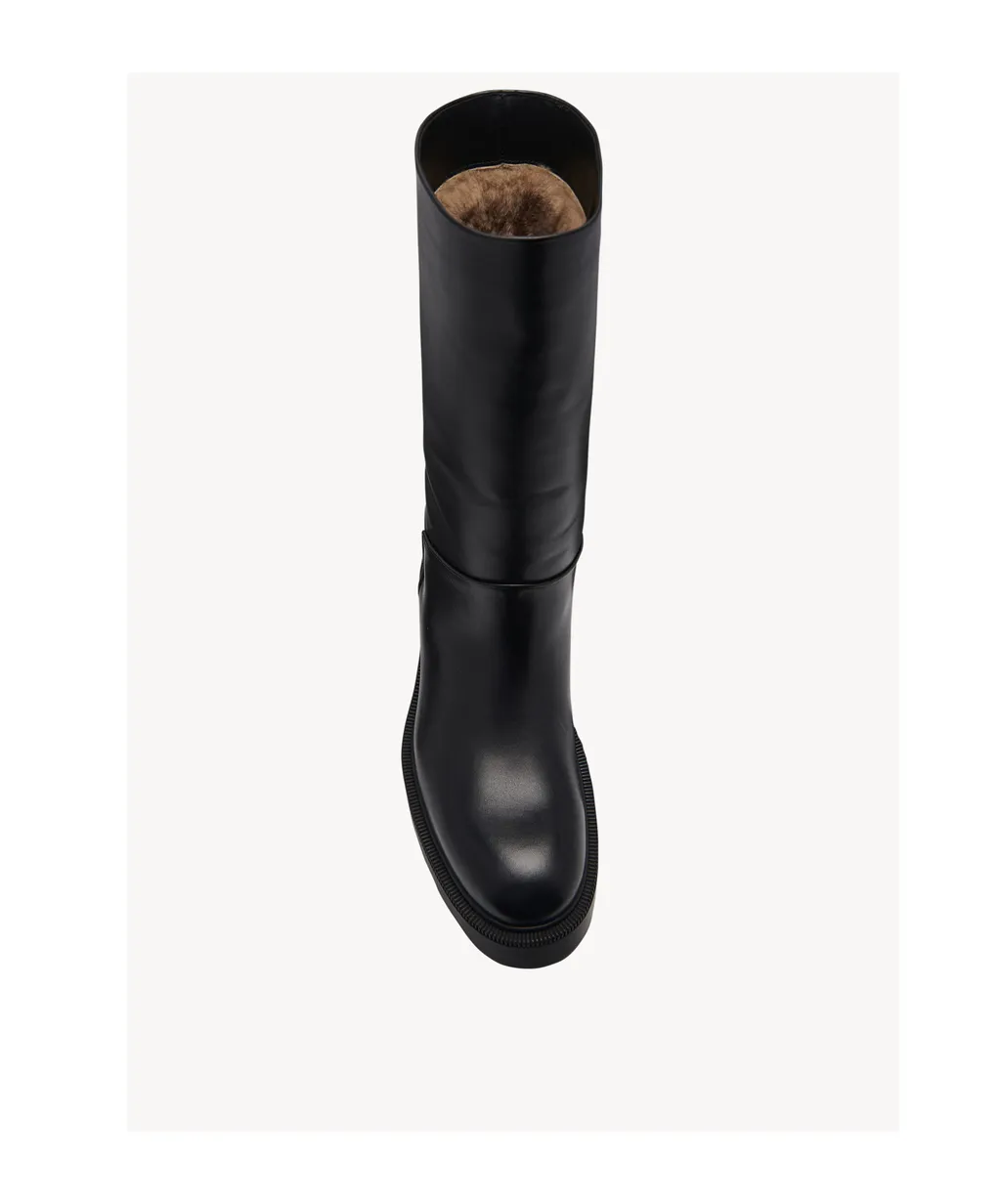 Round-Head Boots