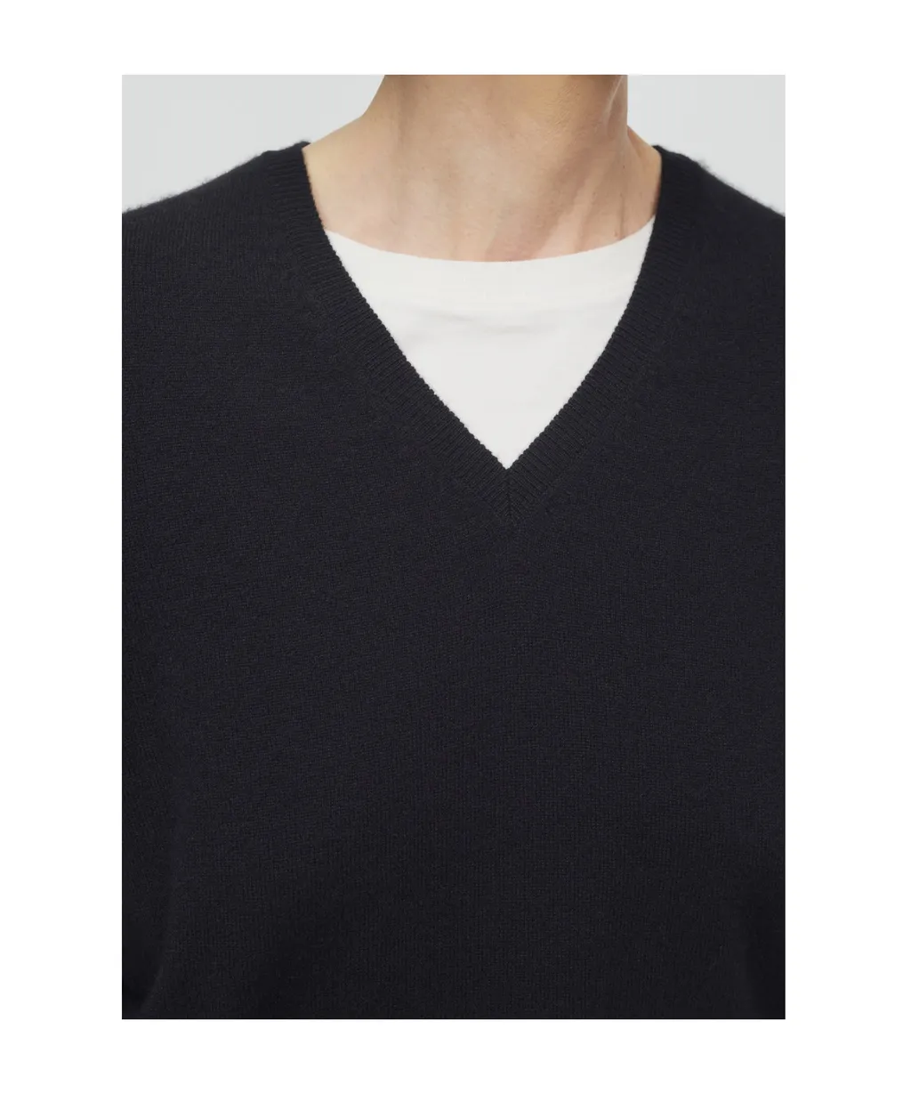 Isaora V-Neck Jumper