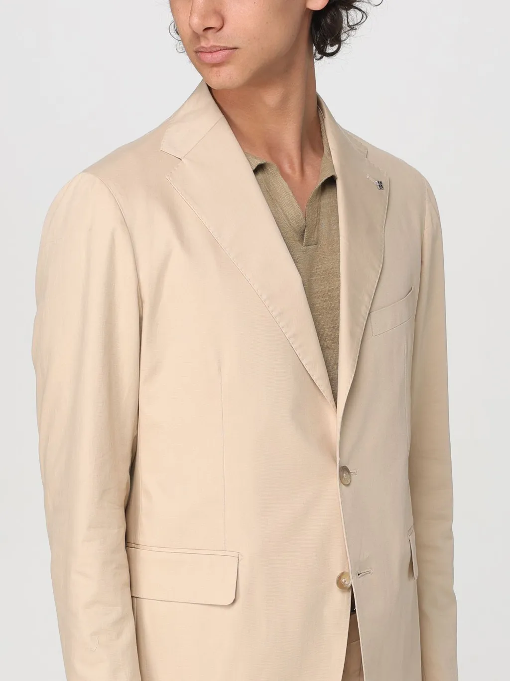 Button Suit