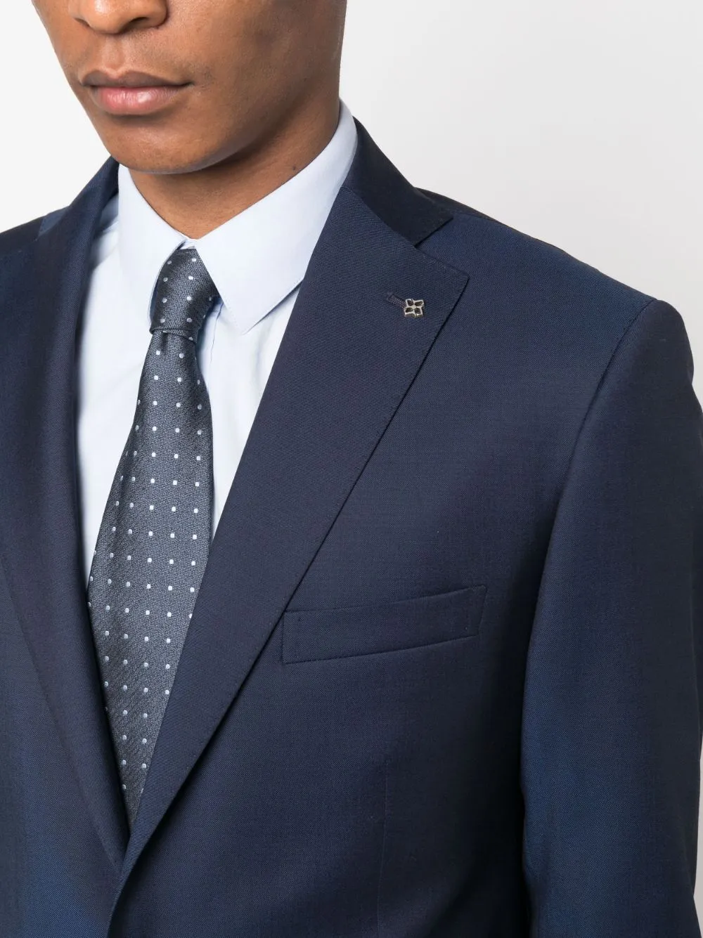 Suit