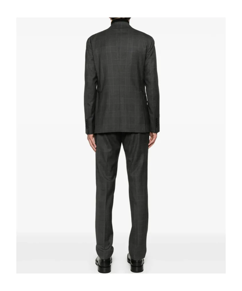 Suit