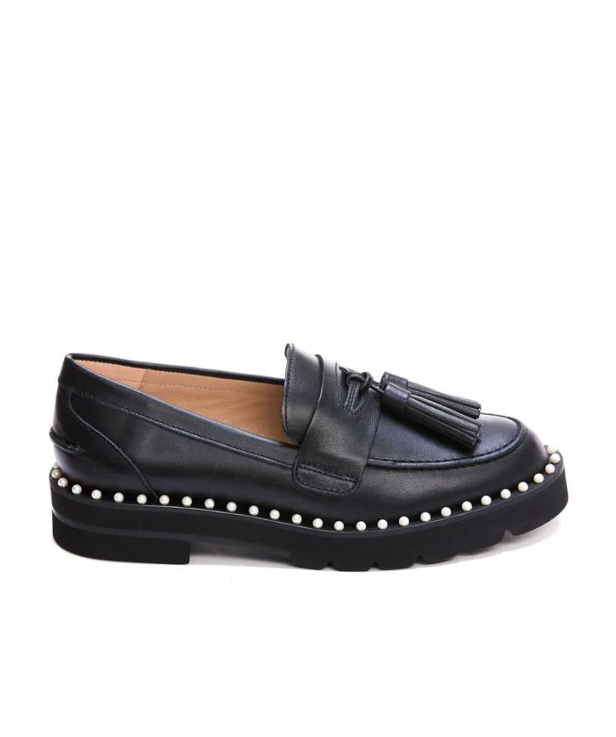 Pearl Decorated Loafers