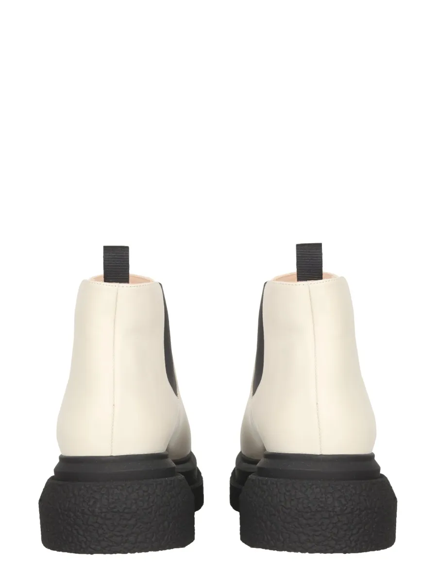 Round Head Design And Ankle Boots