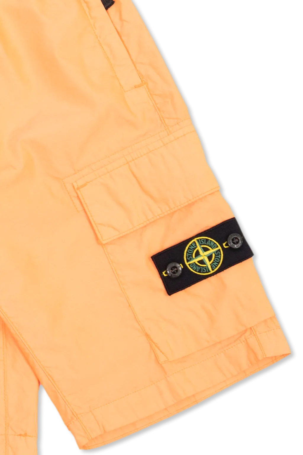 Compass-Badge Cargo Shorts