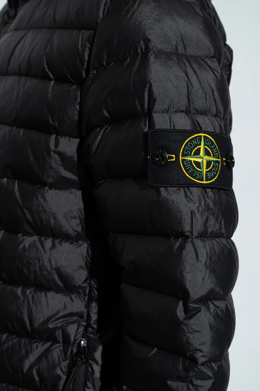 Lightweight Hooded Down Jacket