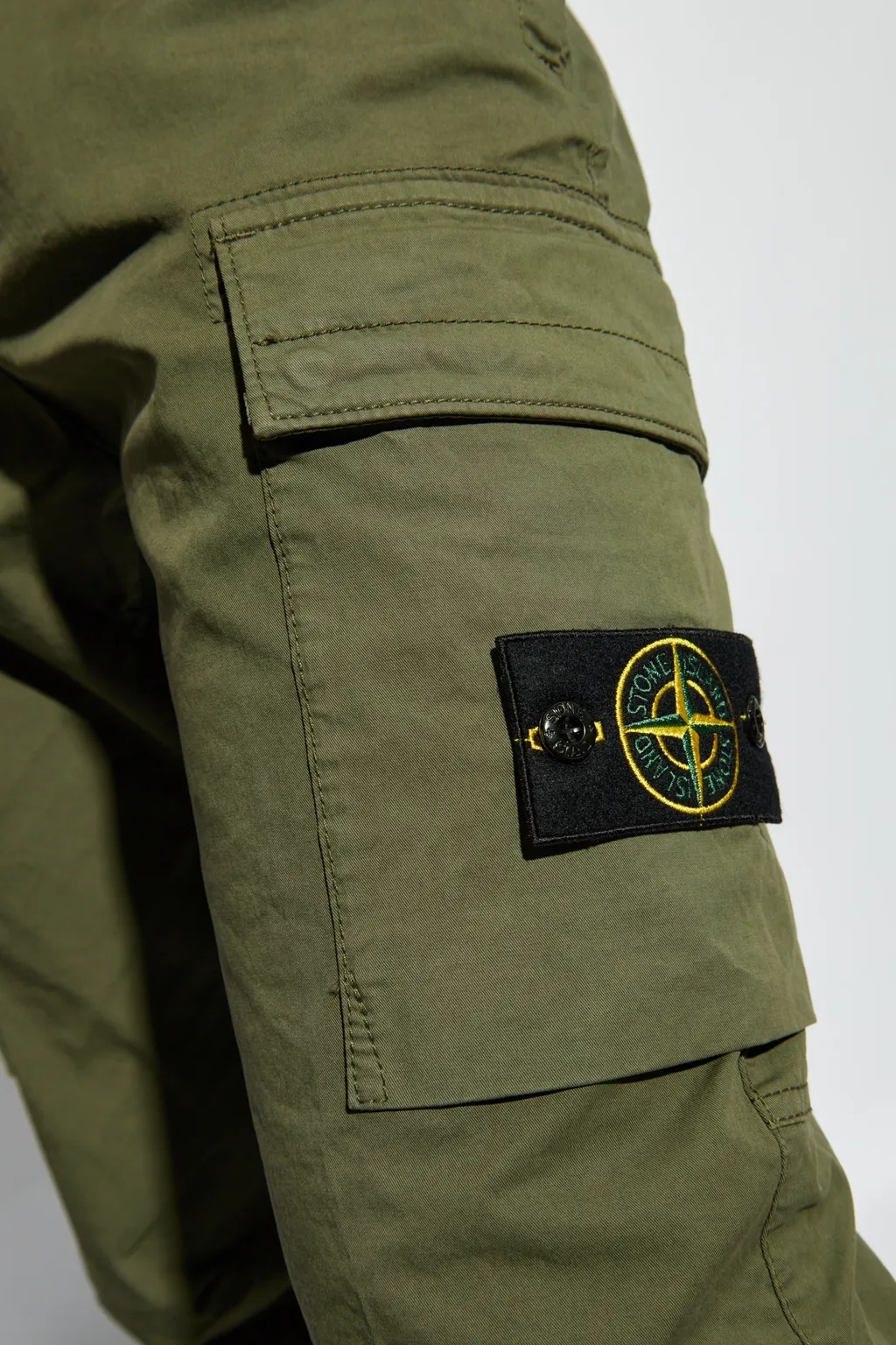 Compass-Badge Slim-Cut Cargo Trousers