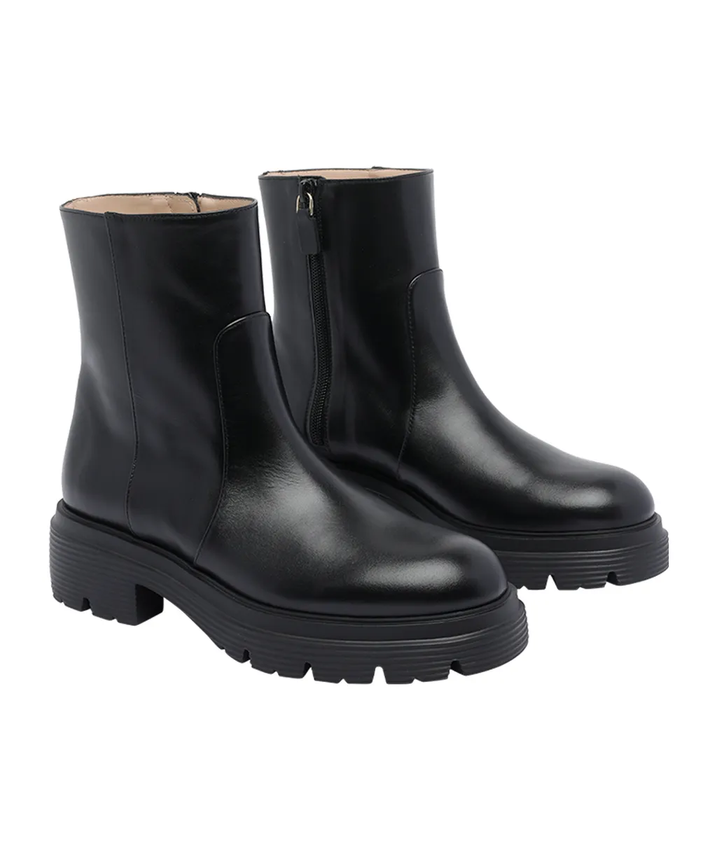 Round-Toed Ankle Boots