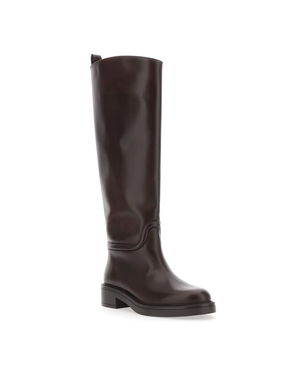 Round-Toed Boots