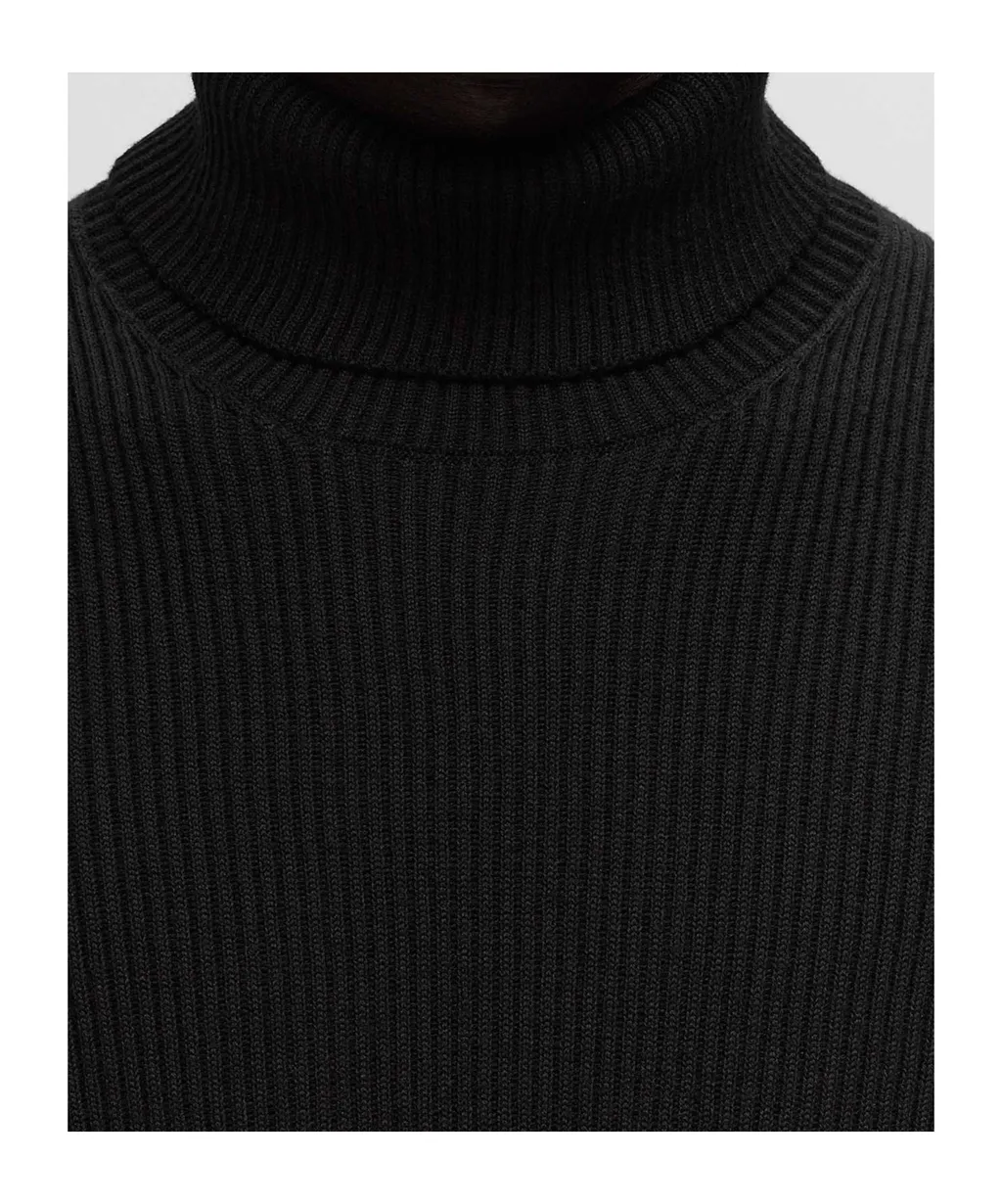 Roll Neck Long-Sleeved Sweater