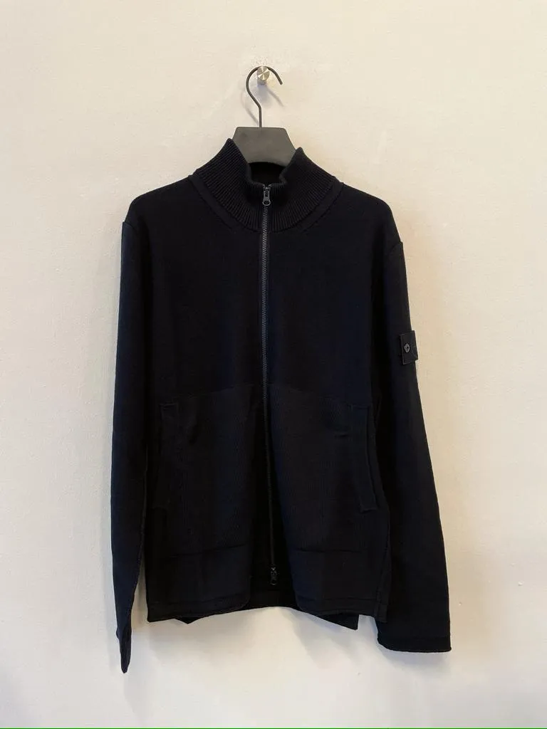 High-Necked Long-Sleeved Hoodie