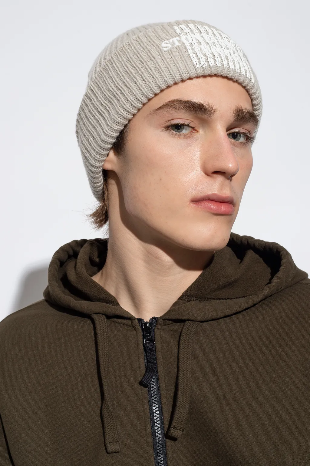 Logo-Embroidery Ribbed Beanie