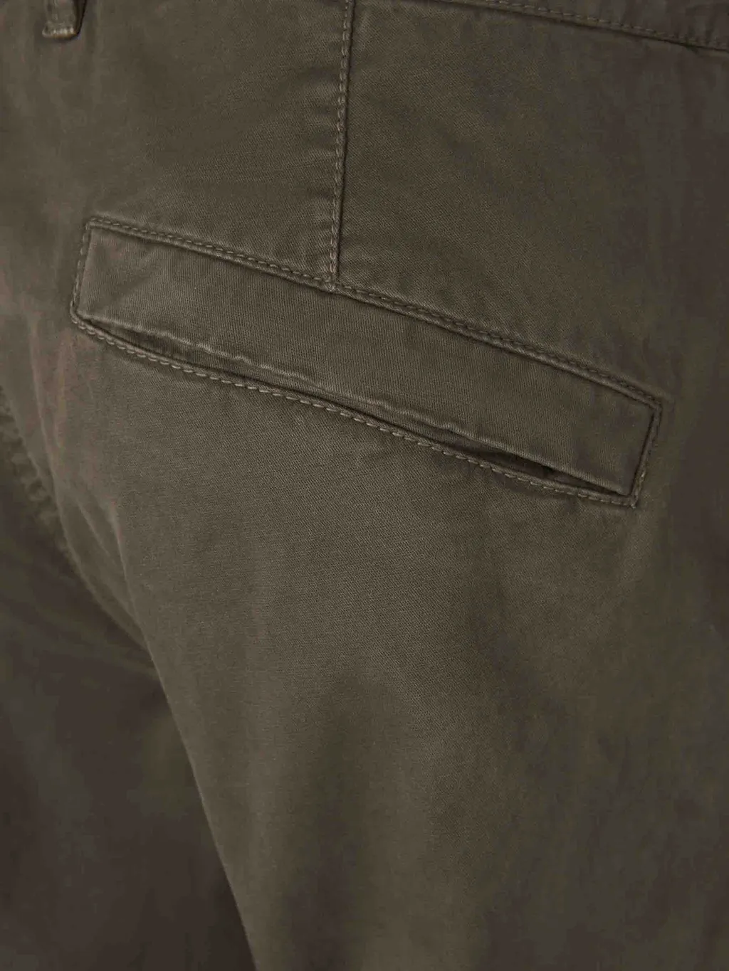 Stretched Cargo Pants