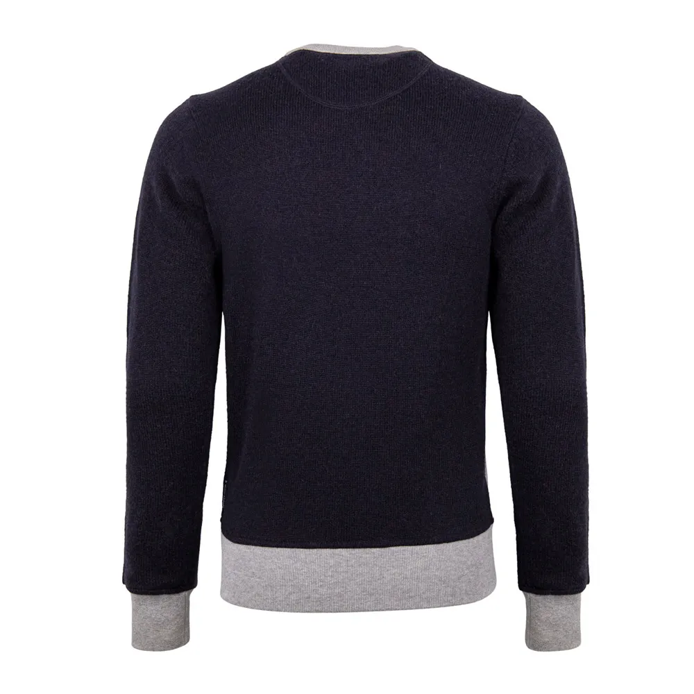 Contrast Logo Pullover