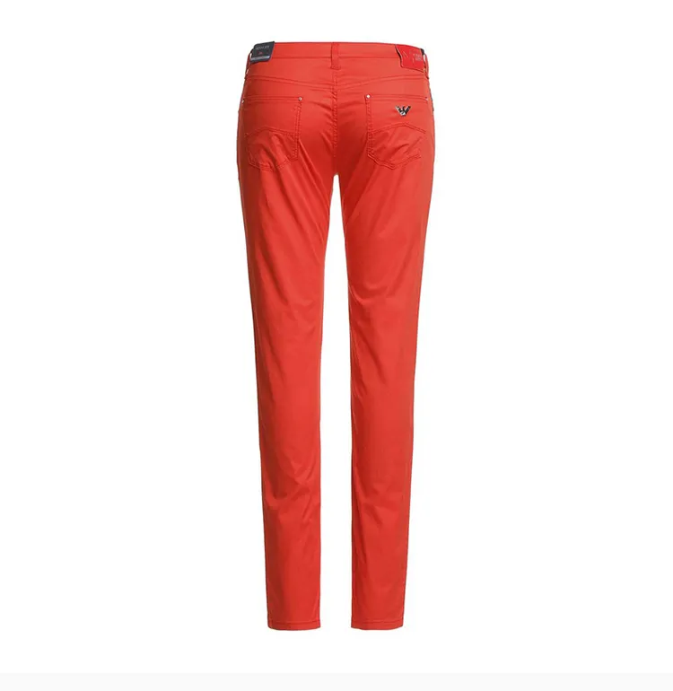 Belt-Loop Jeans