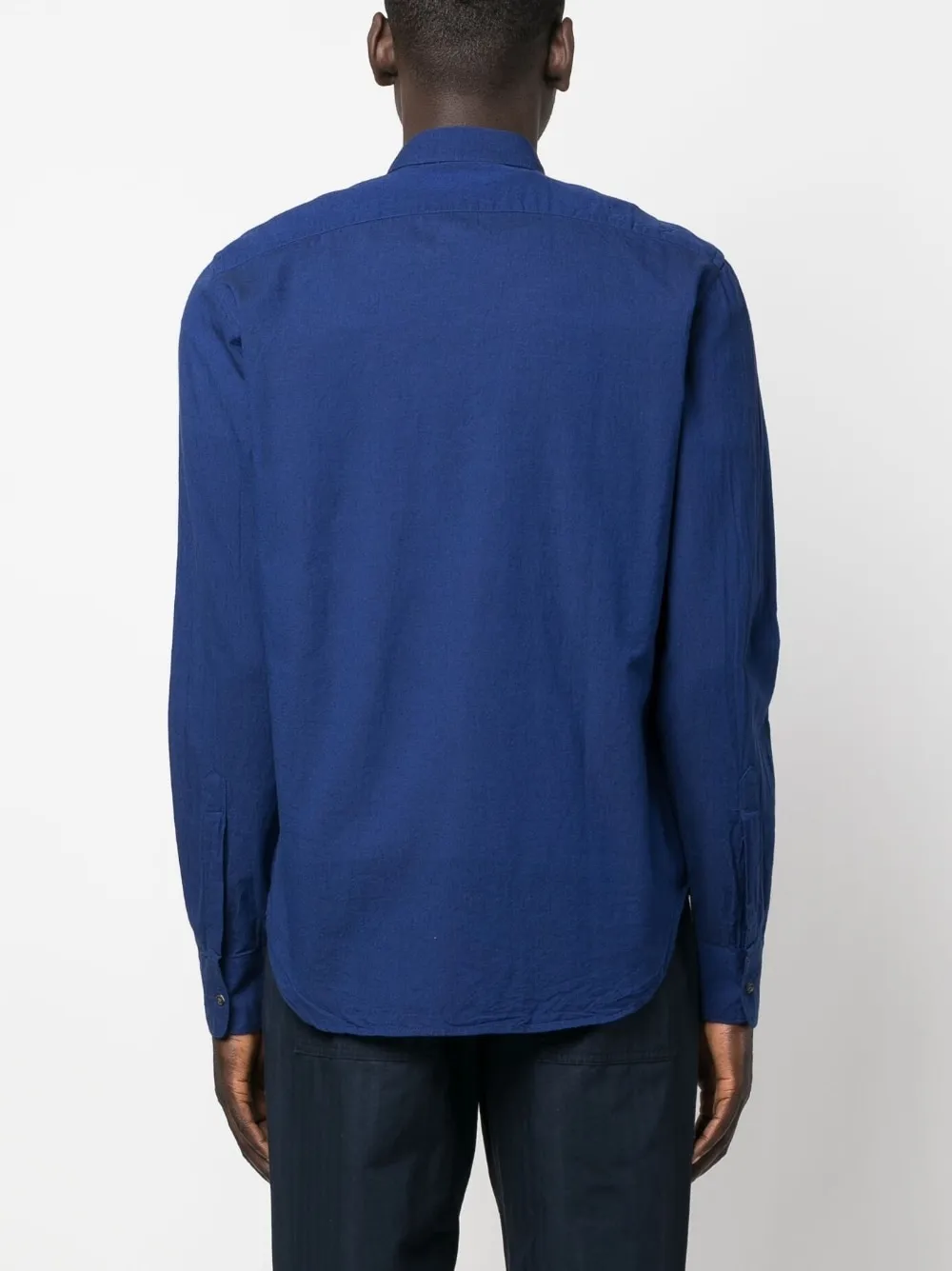 Buttoned Long-Sleeved Shirt